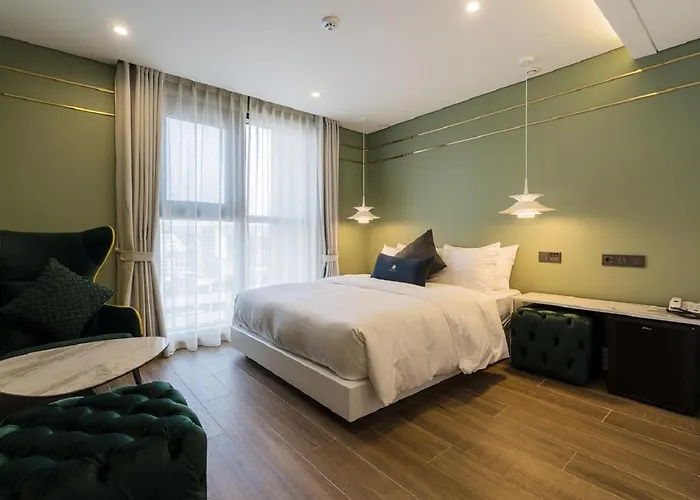 The Jongno 3*