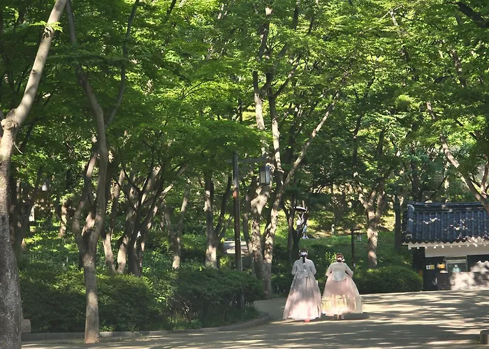 The Jongno 3*