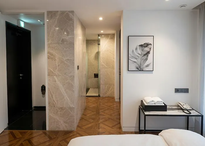 Hotel The Jongno 3*